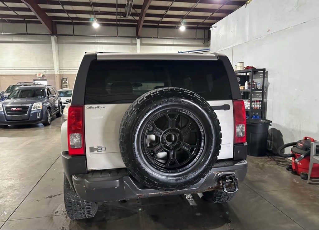 2006 HUMMER H3 Image 6