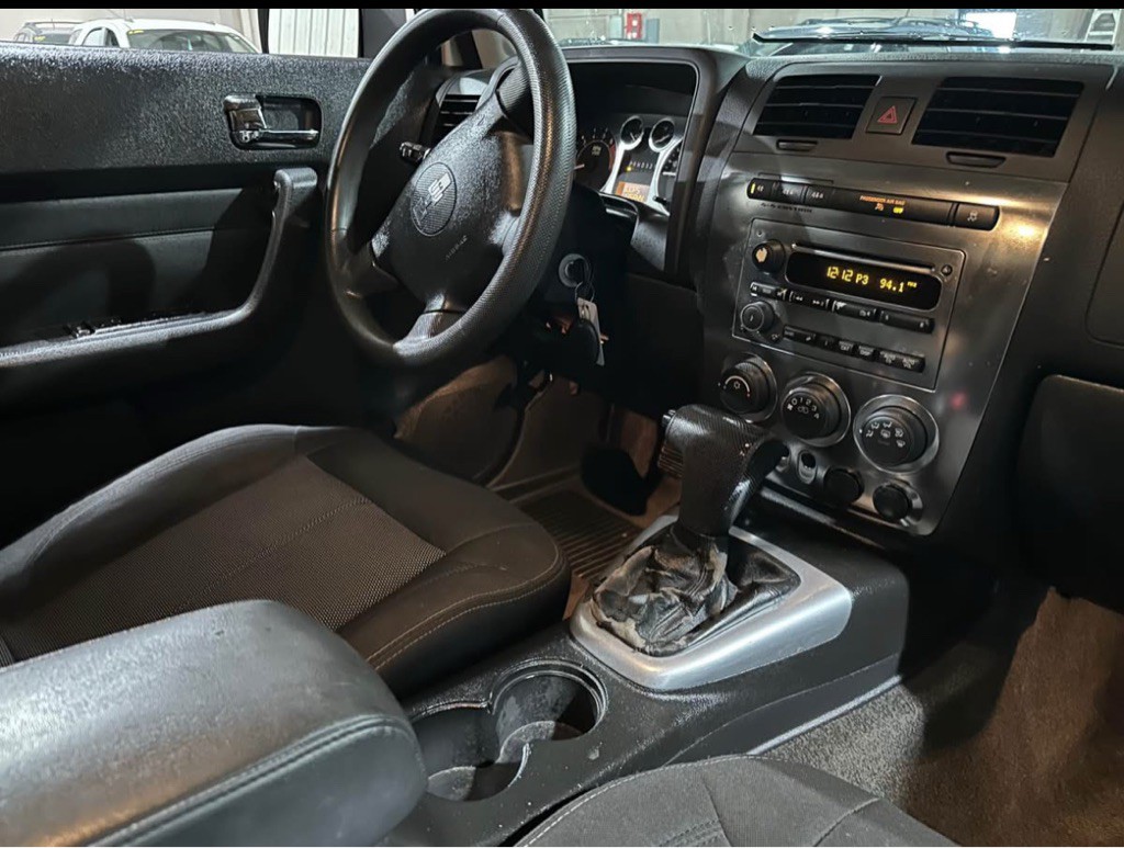 2006 HUMMER H3 Image 10