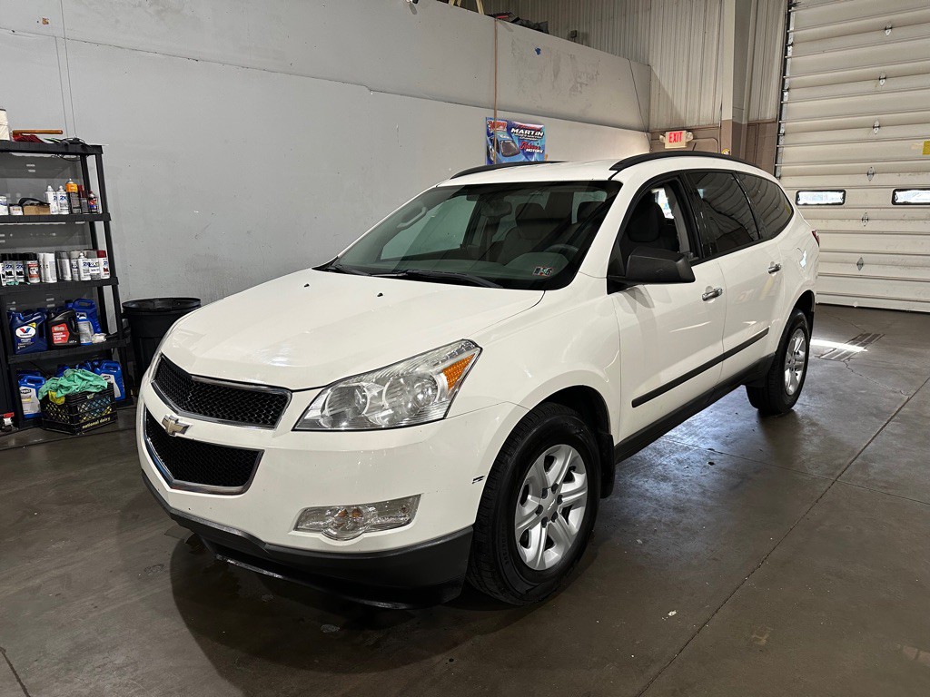 2011 Chevrolet Traverse Image 5