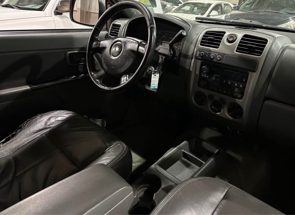 2005 Chevrolet Colorado Image 10