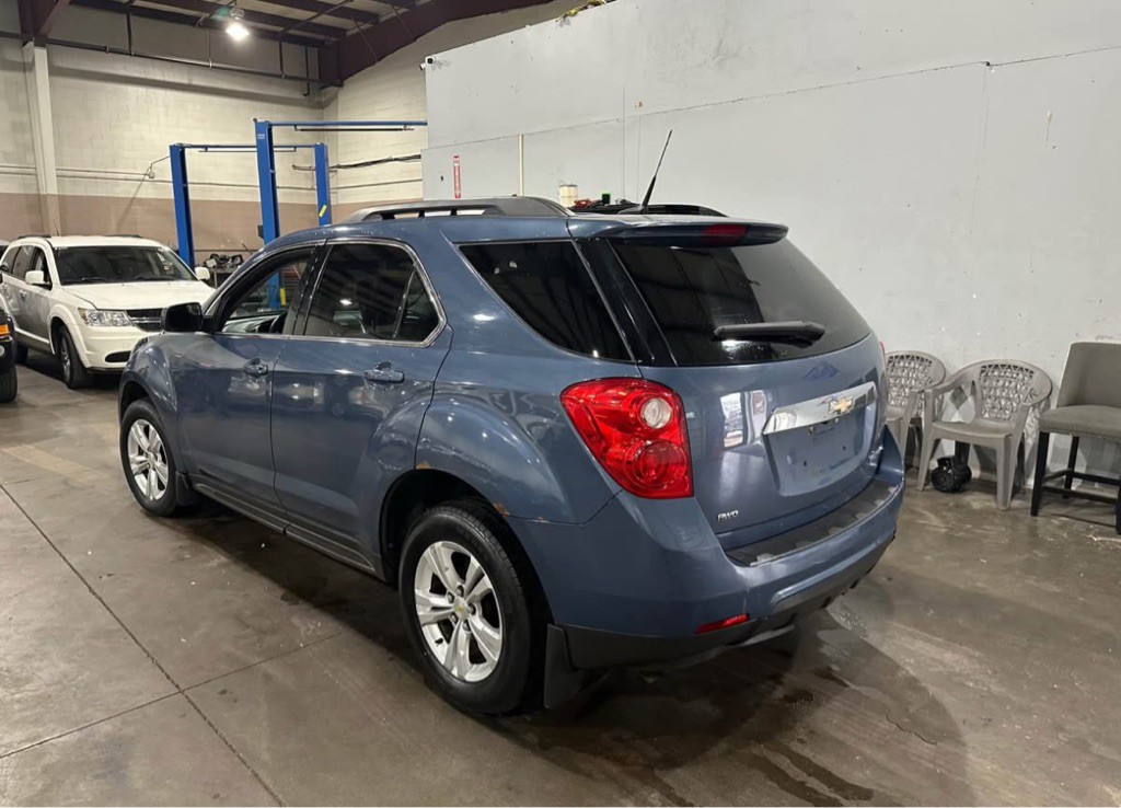 2011 Chevrolet Equinox Image 3