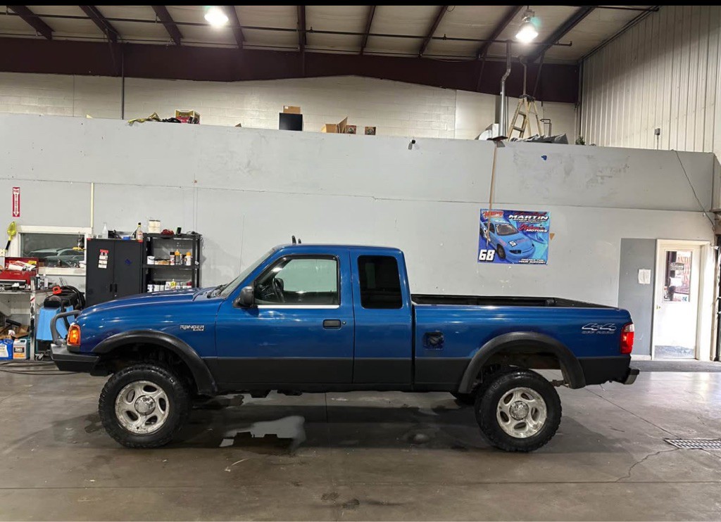 2001 Ford Ranger Image 2