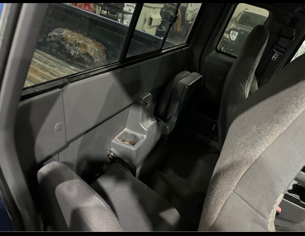 2001 Ford Ranger Image 10