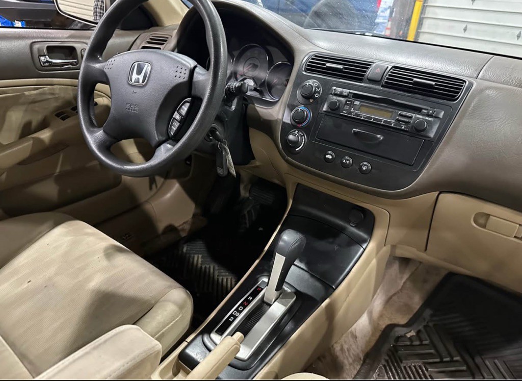 2003 Honda Civic Image 10