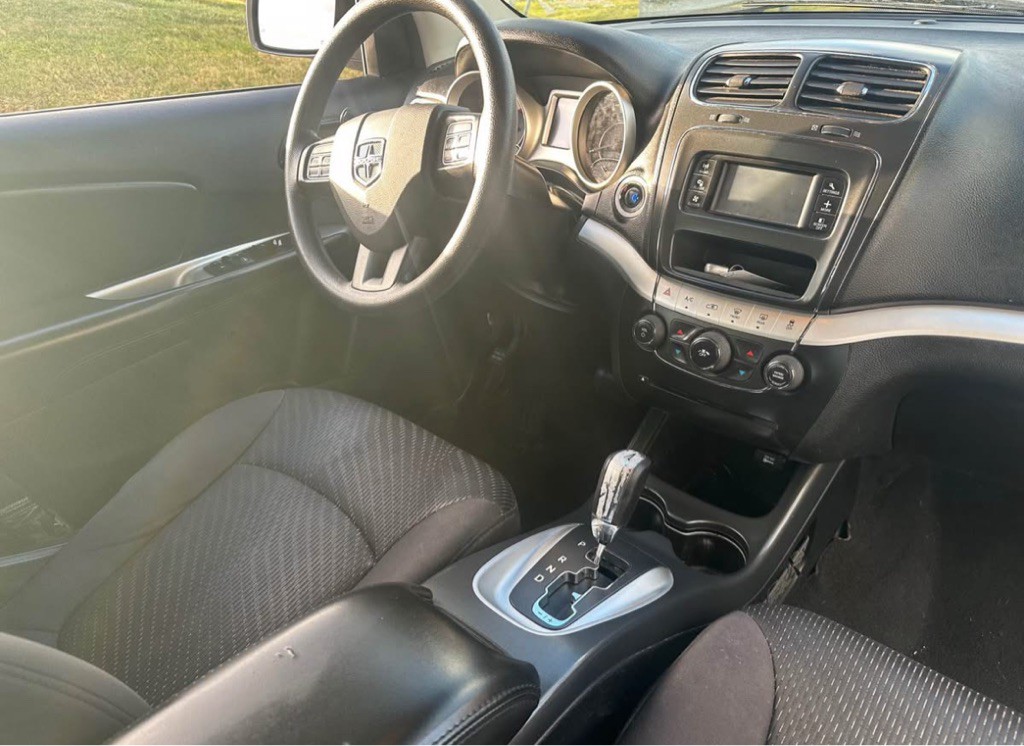 2012 Dodge Journey Image 9