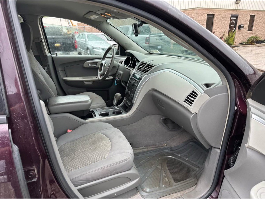 2009 Chevrolet Traverse Image 9
