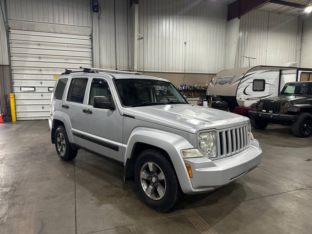 2008 Jeep Liberty Image 1