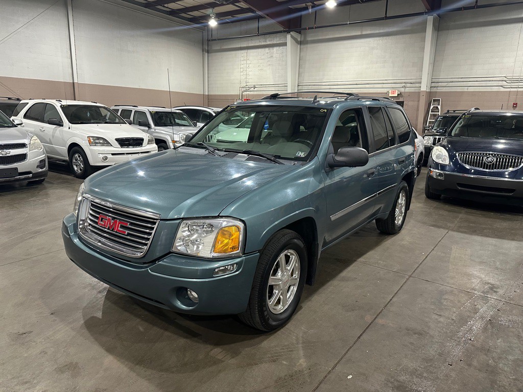 2009 GMC Envoy Image 1