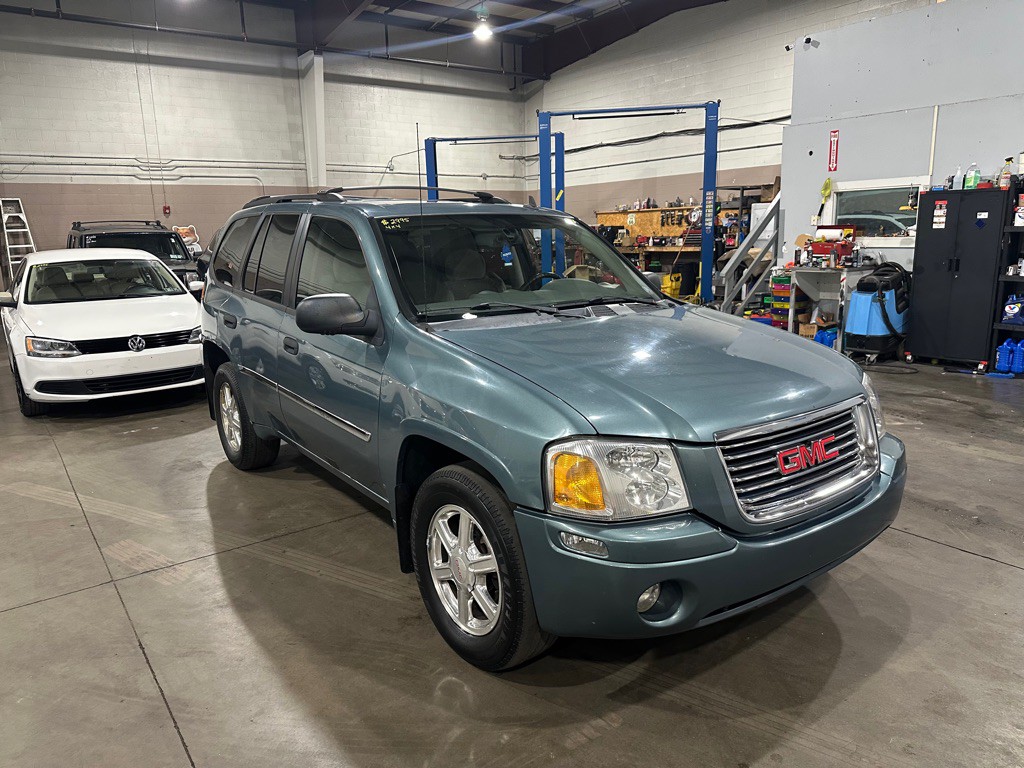2009 GMC Envoy Image 6
