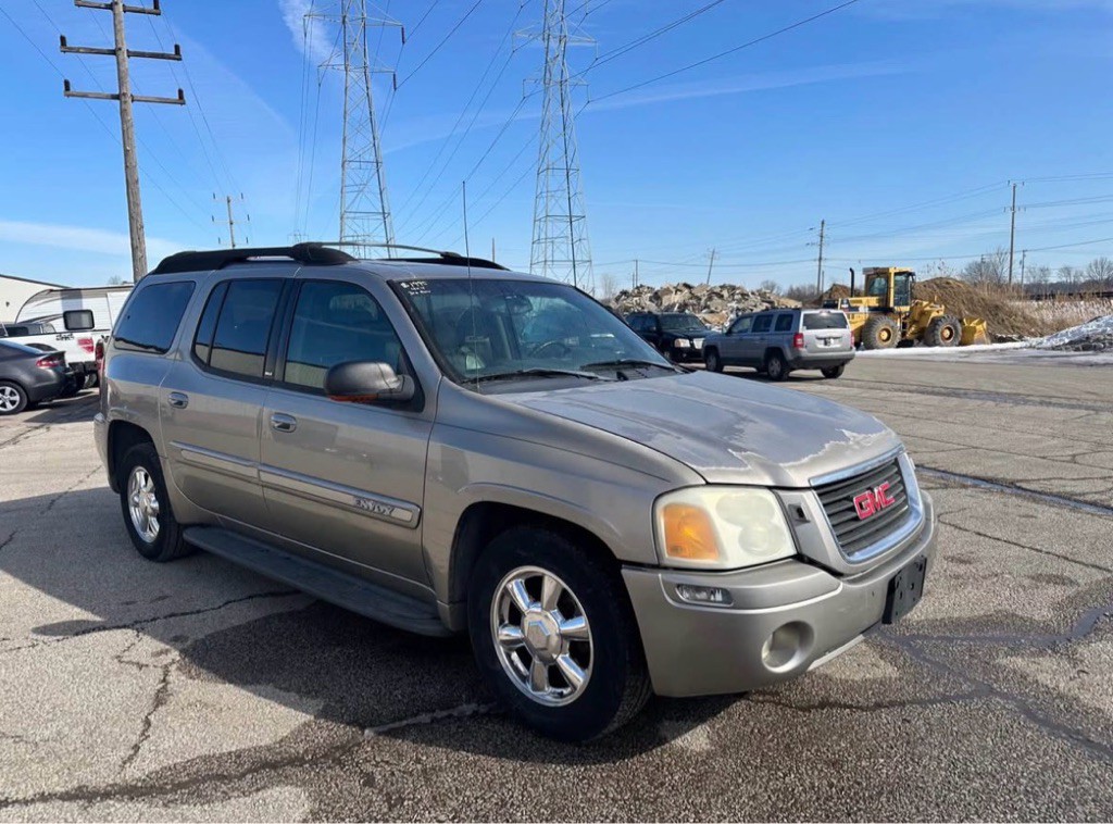 2003 GMC Envoy Image 1