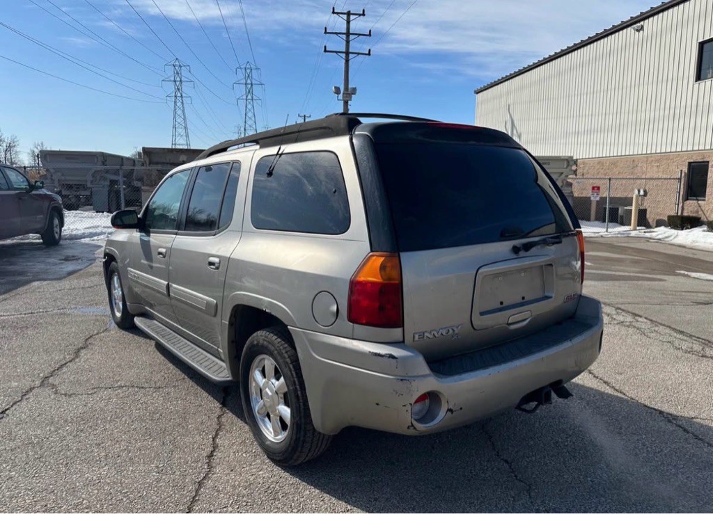 2003 GMC Envoy Image 5