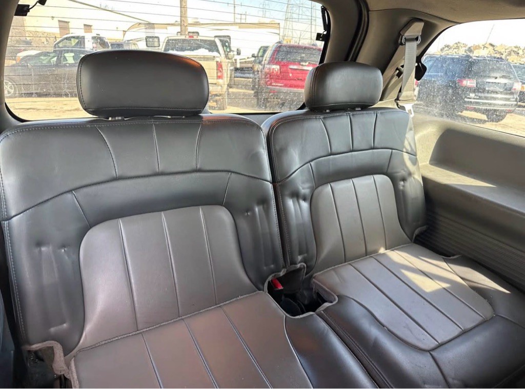 2003 GMC Envoy Image 7