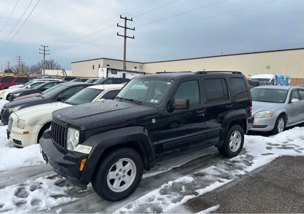 2009 Jeep Liberty Image 2