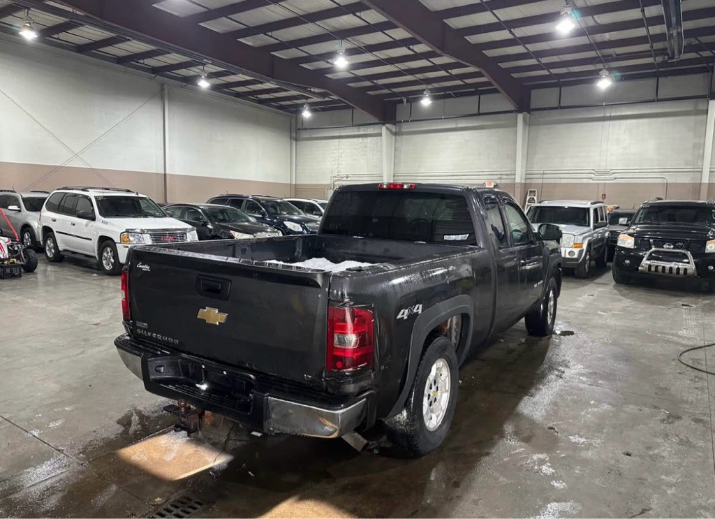 2010 Chevrolet Silverado 1500 Image 6