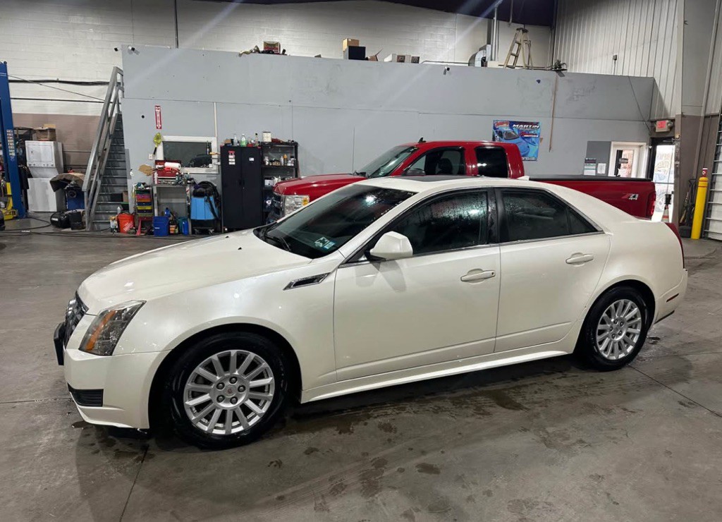 2012 Cadillac CTS Image 2