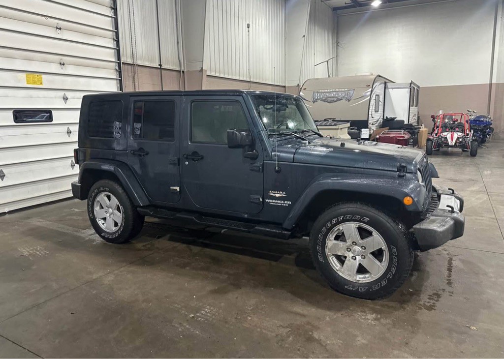 2008 Jeep Wrangler Unlimited Image 2