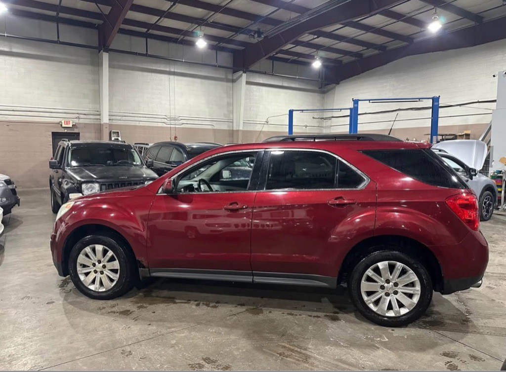 2010 Chevrolet Equinox Image 3