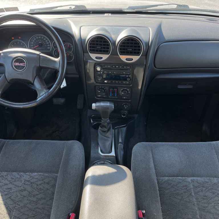 2006 GMC Envoy Image 4