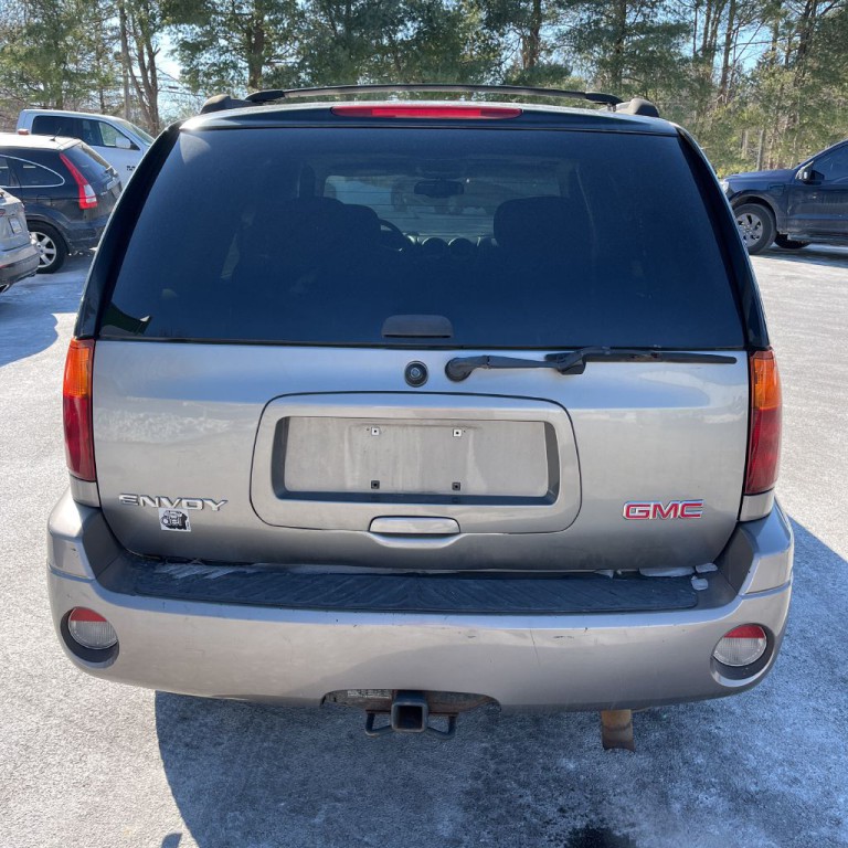 2006 GMC Envoy Image 8