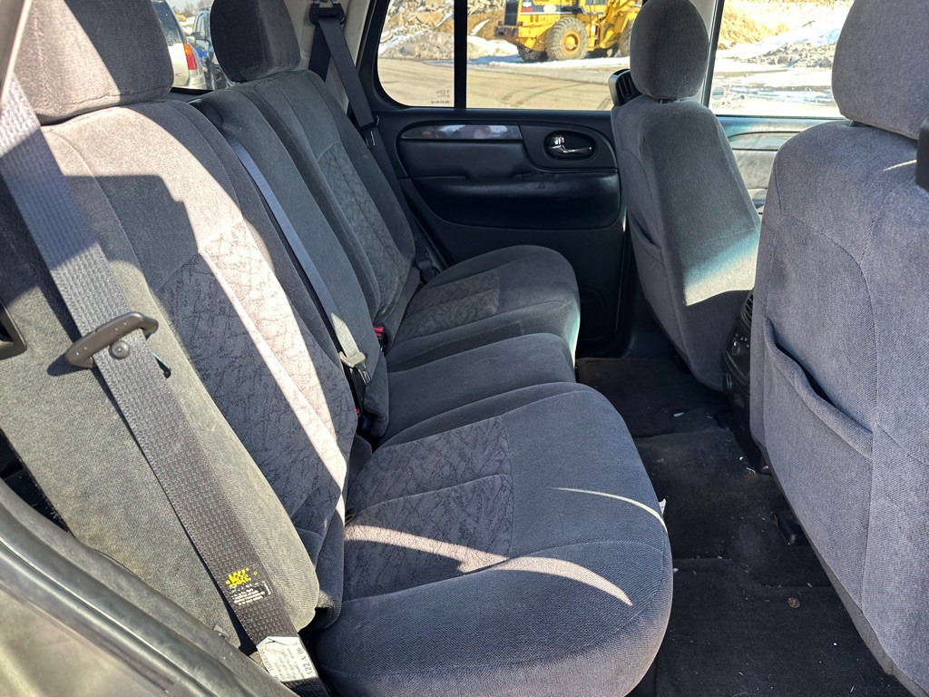 2006 GMC Envoy Image 18