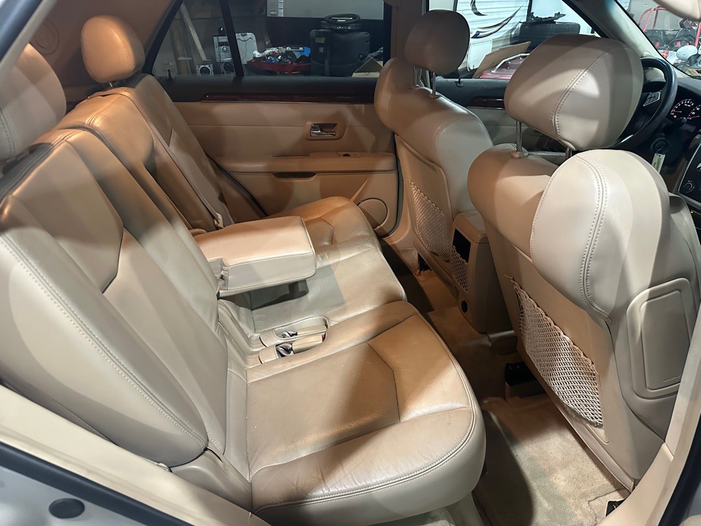 2009 Cadillac SRX Image 7