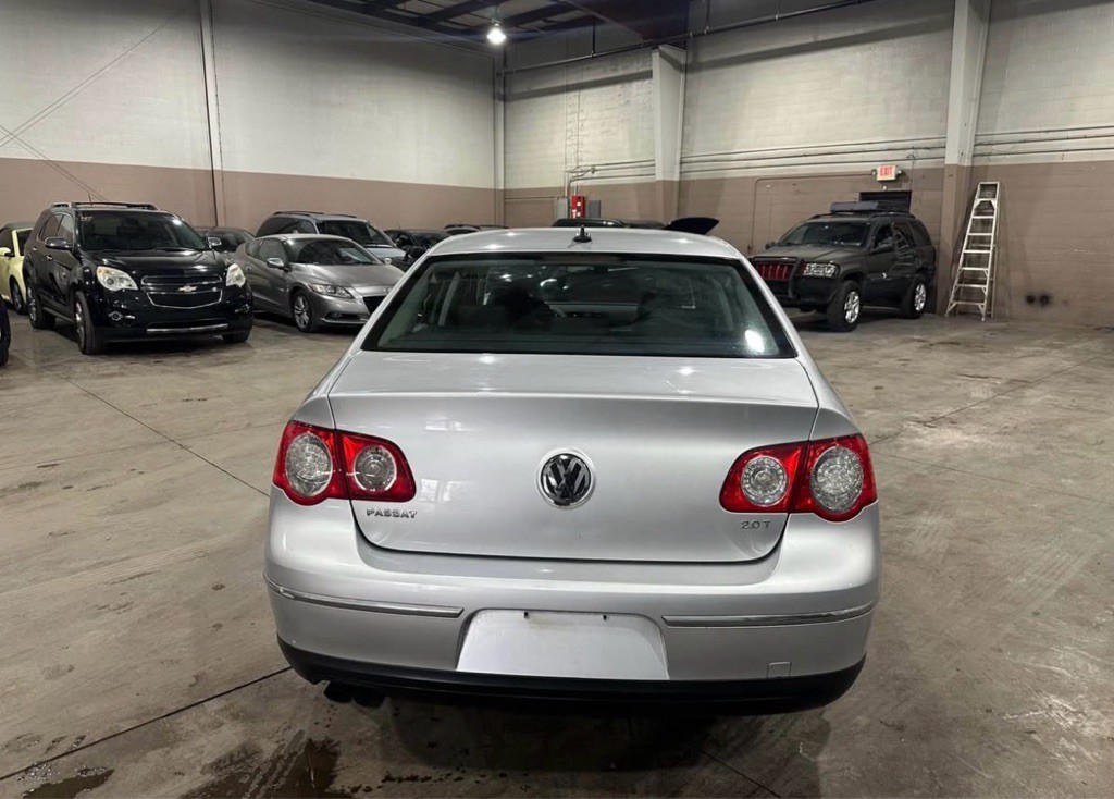 2009 Volkswagen Passat Image 8