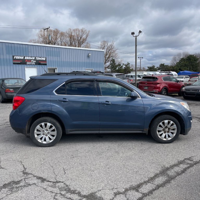 2011 Chevrolet Equinox Image 2