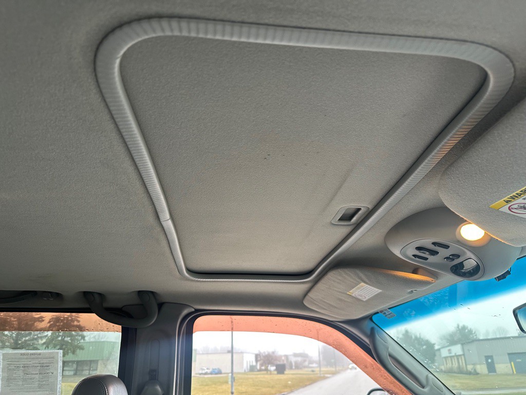 2003 Ford F-350 Image 13