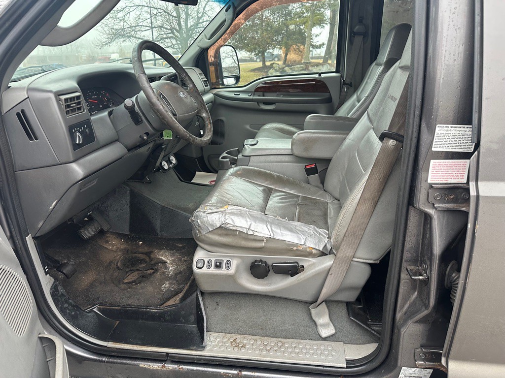 2003 Ford F-350 Image 14
