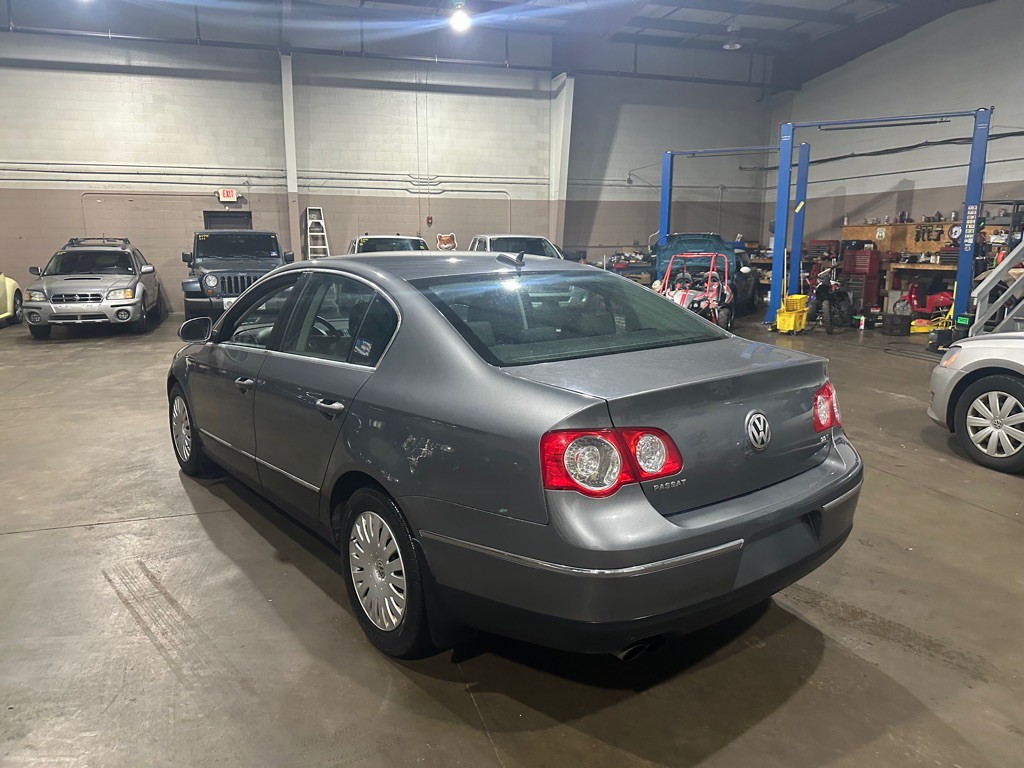 2006 Volkswagen Passat Image 5