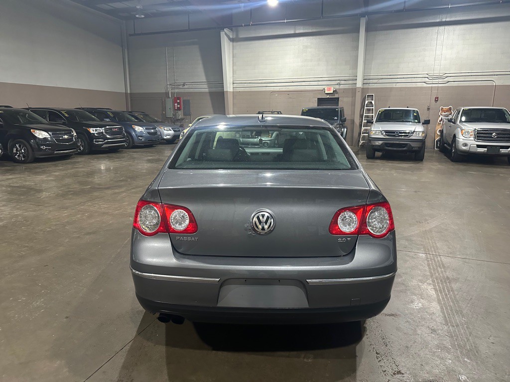 2006 Volkswagen Passat Image 6