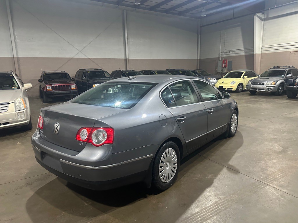2006 Volkswagen Passat Image 7