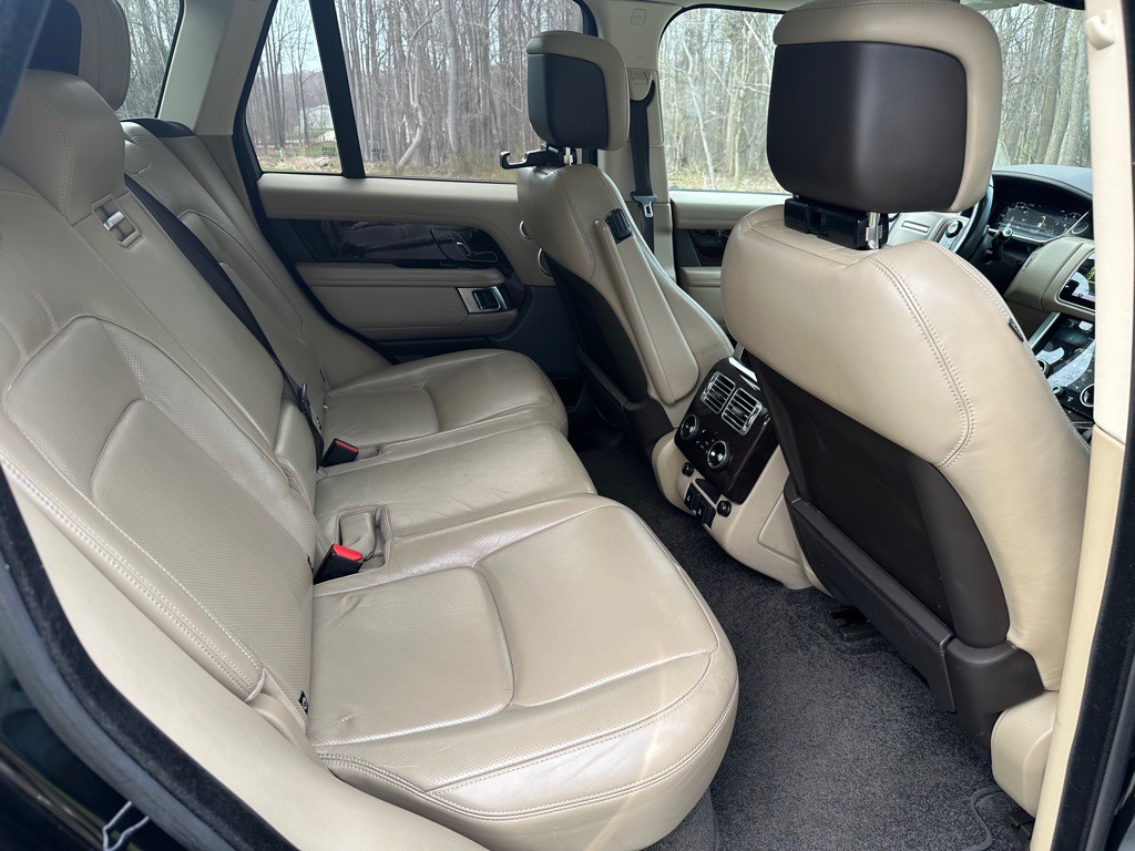 2019 Land Rover Range Rover Image 9