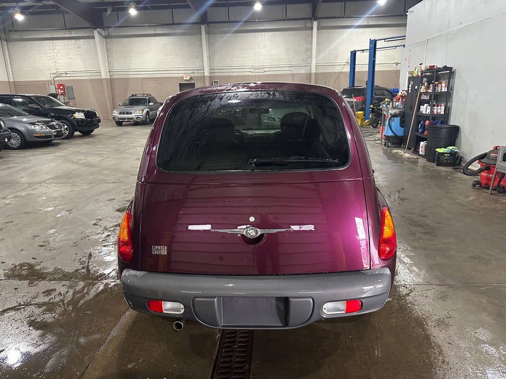 2001 Chrysler PT Cruiser Image 4