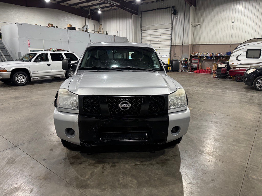 2007 Nissan Titan Image 3