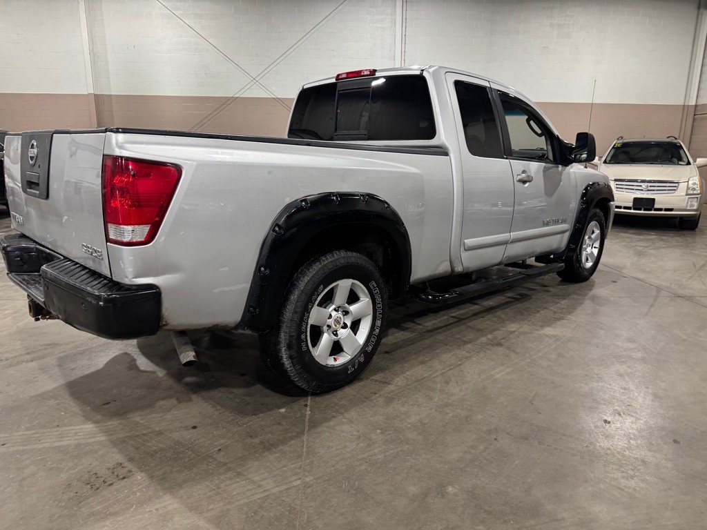 2007 Nissan Titan Image 5