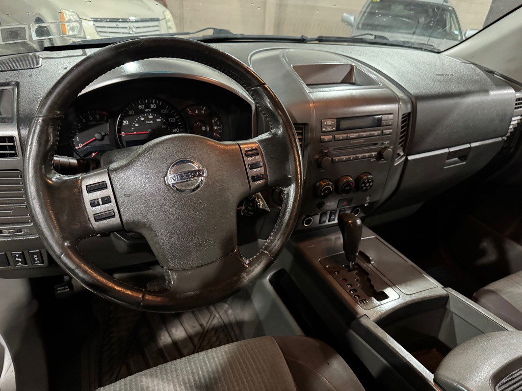 2007 Nissan Titan Image 10
