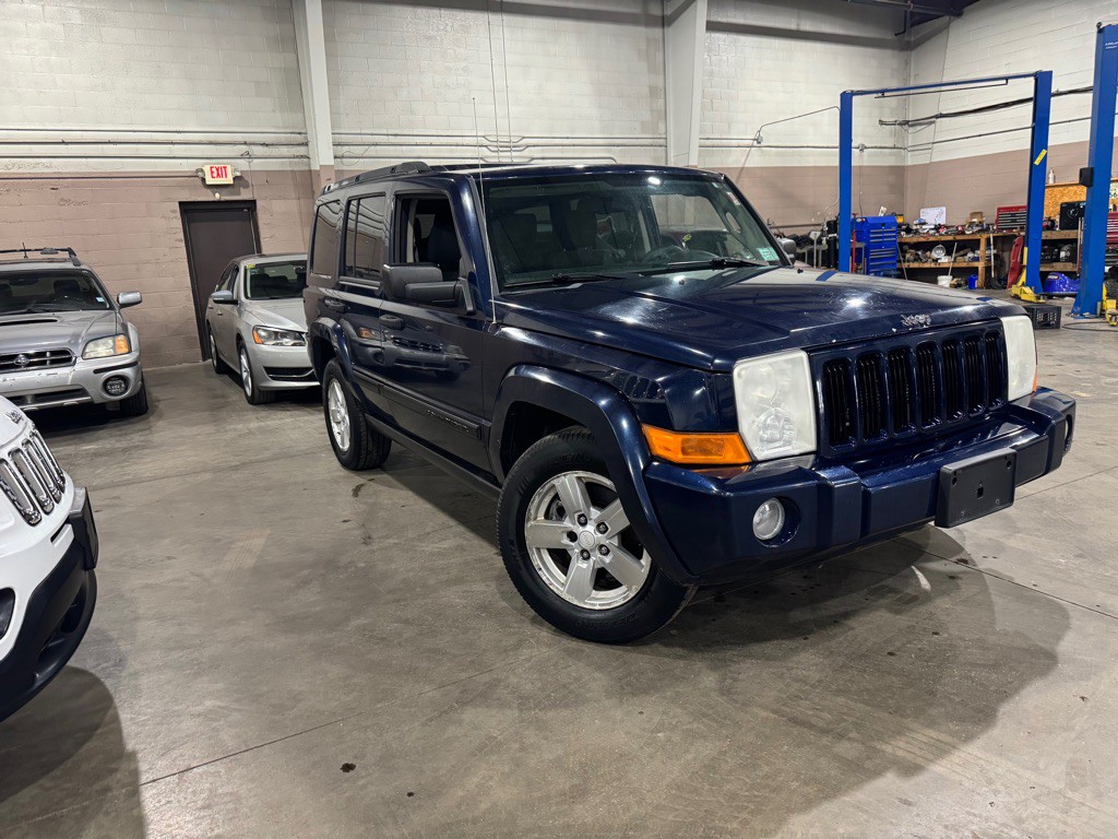 2006 Jeep Commander Image 1