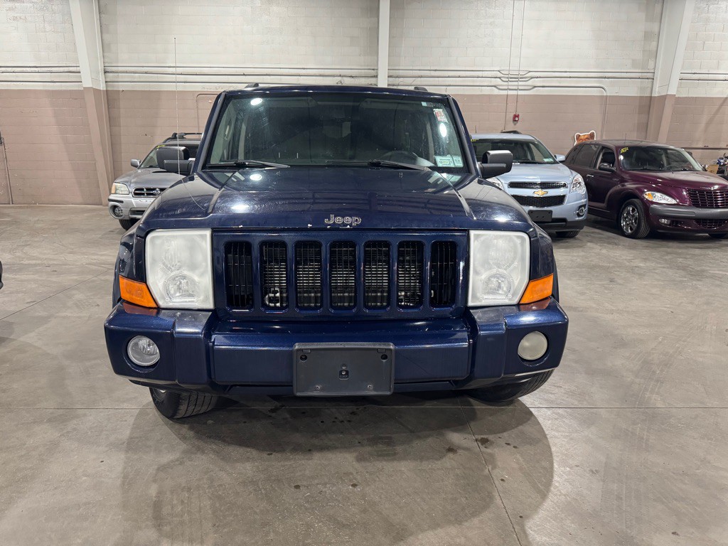 2006 Jeep Commander Image 2