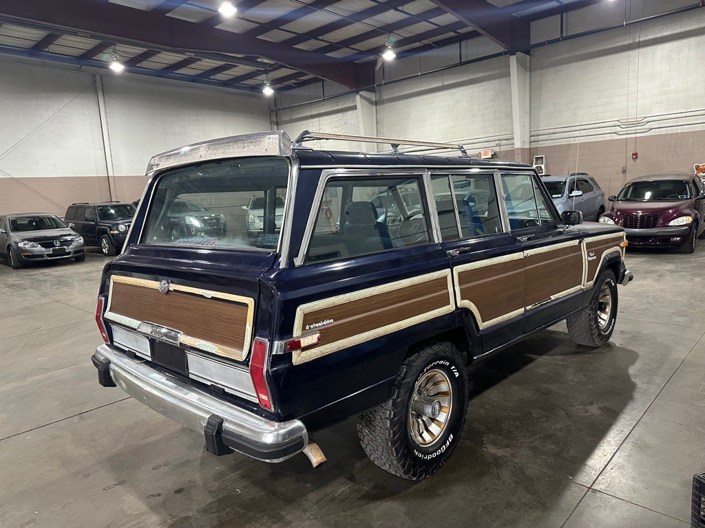 1986 Jeep Grand Cherokee Image 5