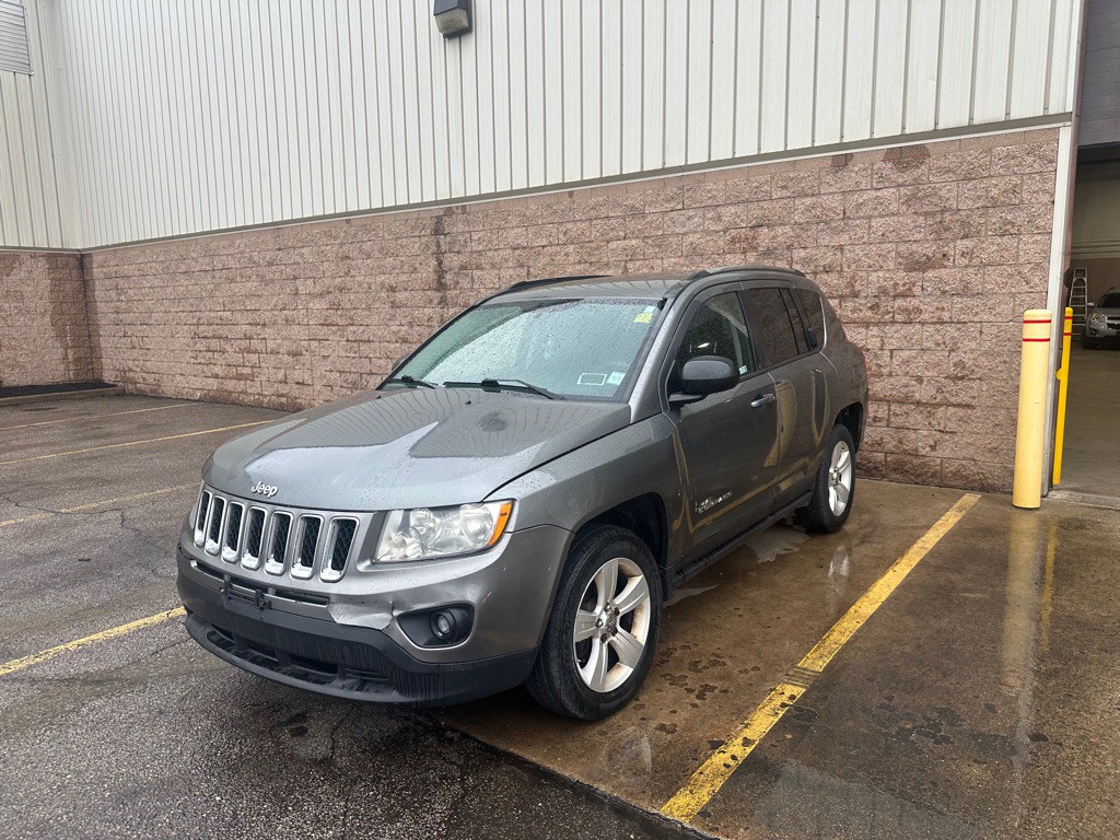 2012 Jeep Compass Image 1