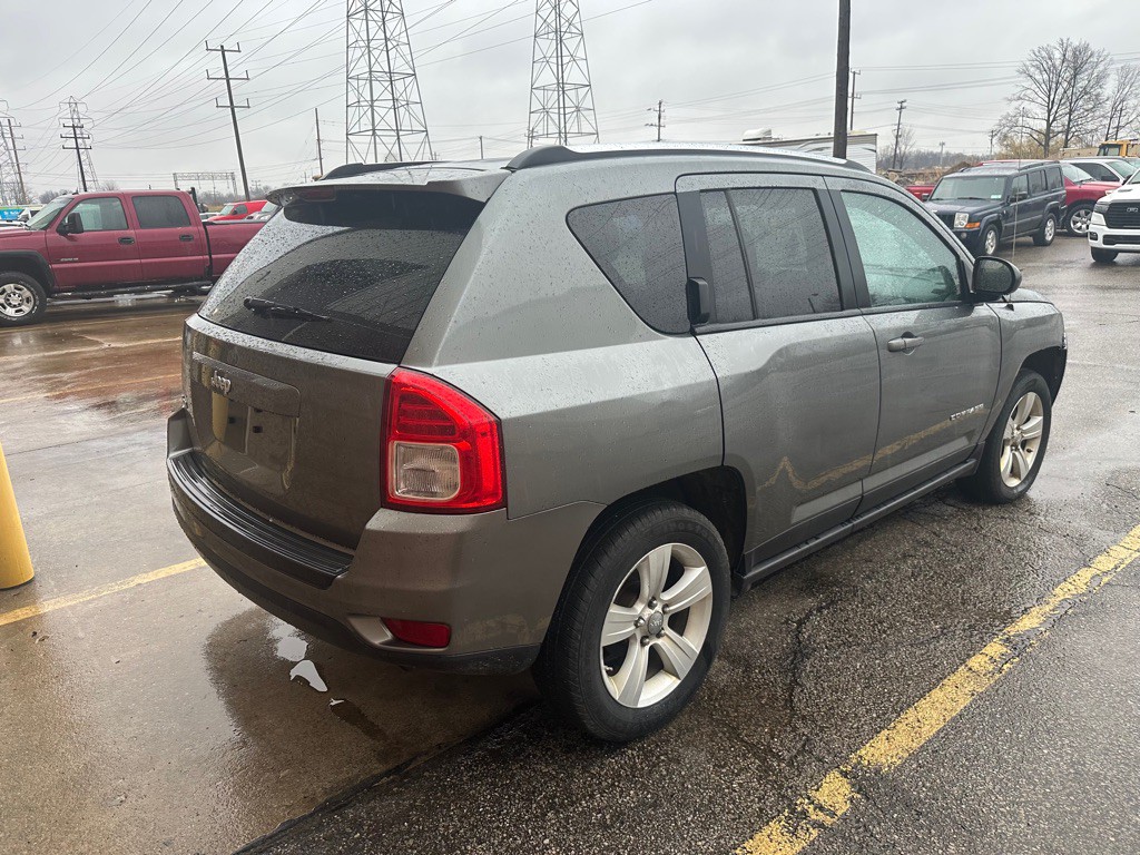 2012 Jeep Compass Image 5