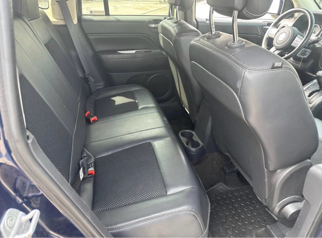 2014 Jeep Compass Image 9
