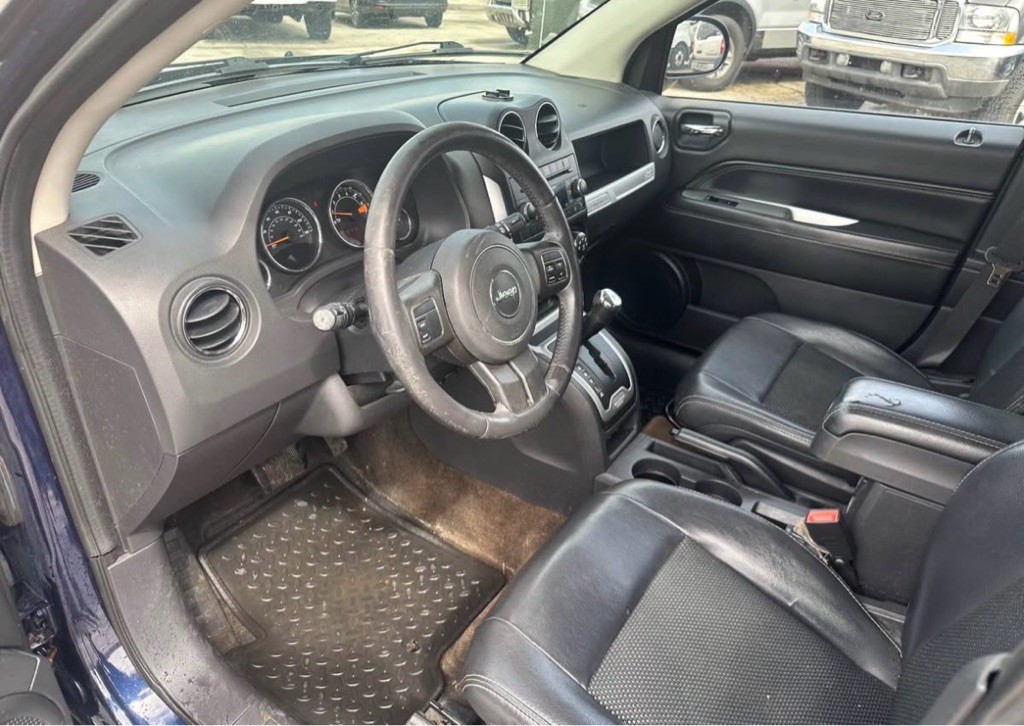 2014 Jeep Compass Image 12