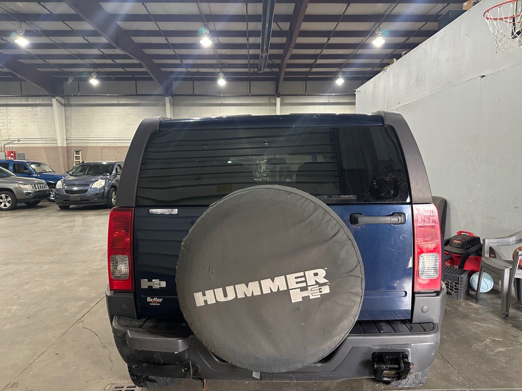 2007 HUMMER H3 Image 7