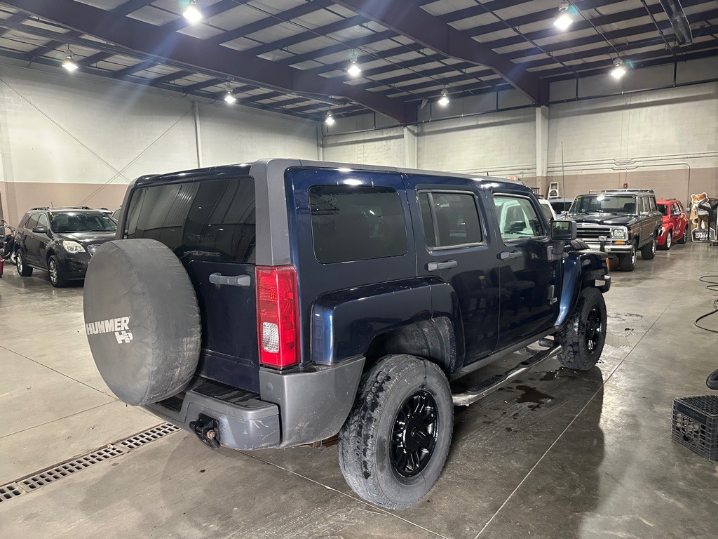 2007 HUMMER H3 Image 8