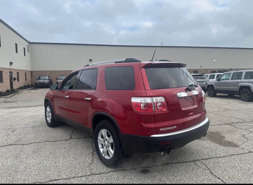 2012 GMC Acadia Image 3