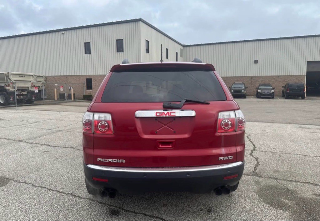 2012 GMC Acadia Image 6