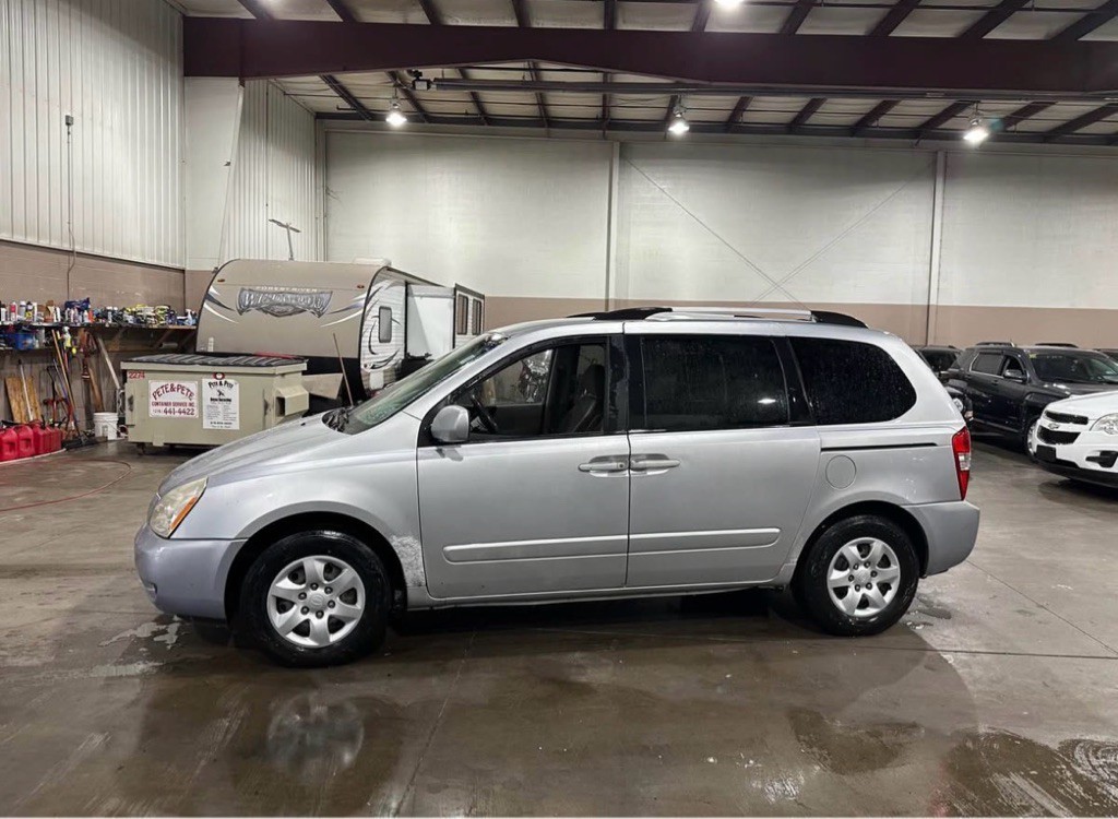 2009 Kia Sedona Image 4