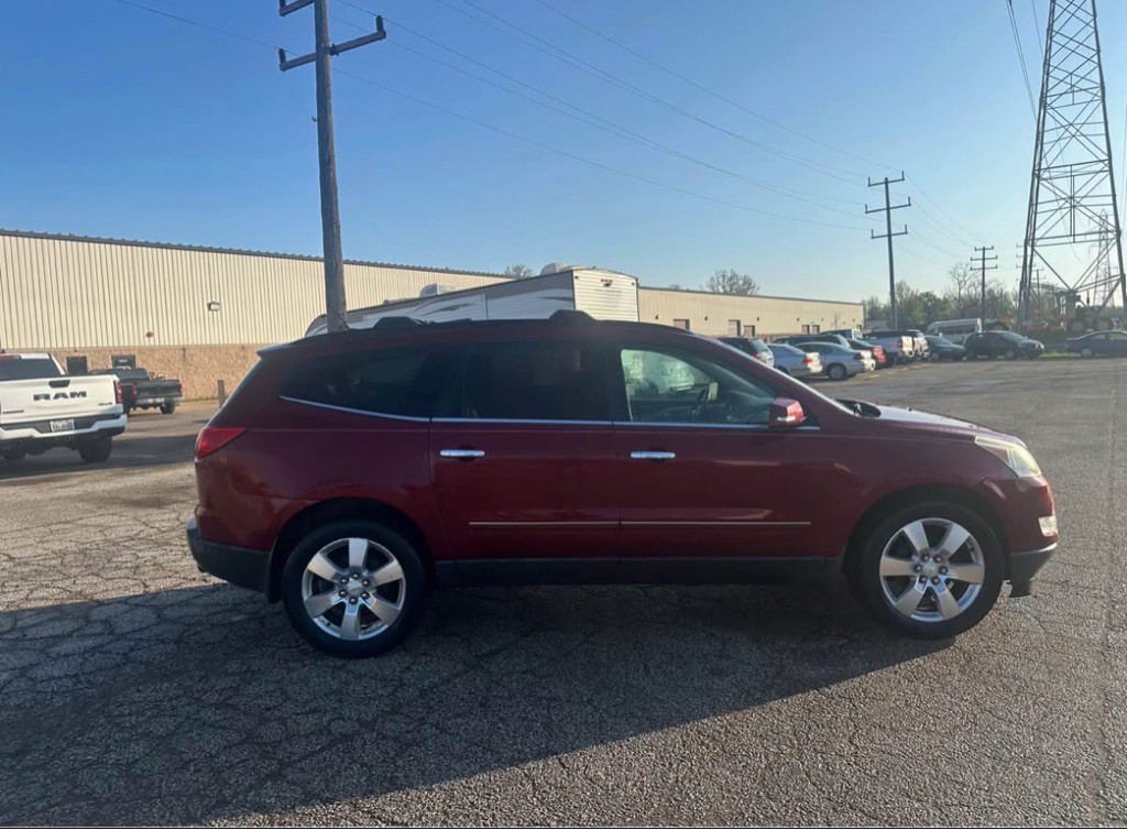 2010 Chevrolet Traverse Image 7